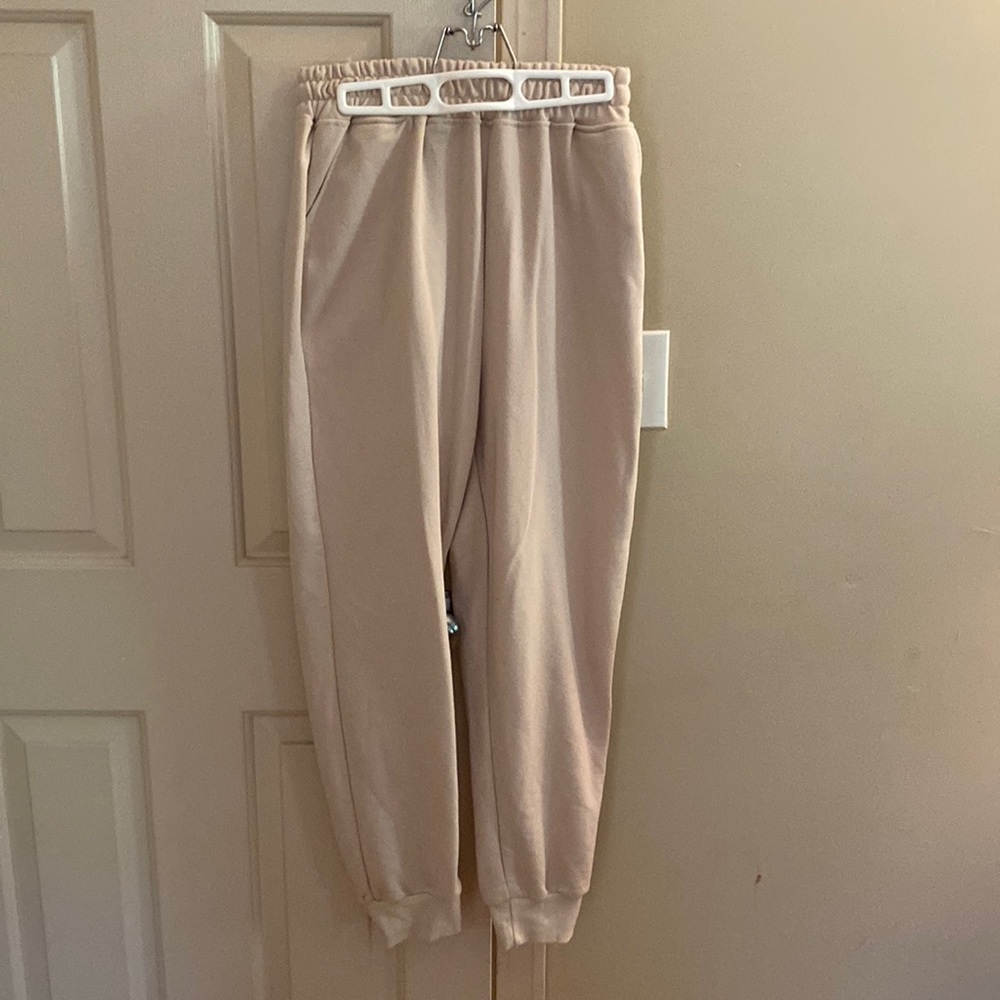 Medium sweatpants